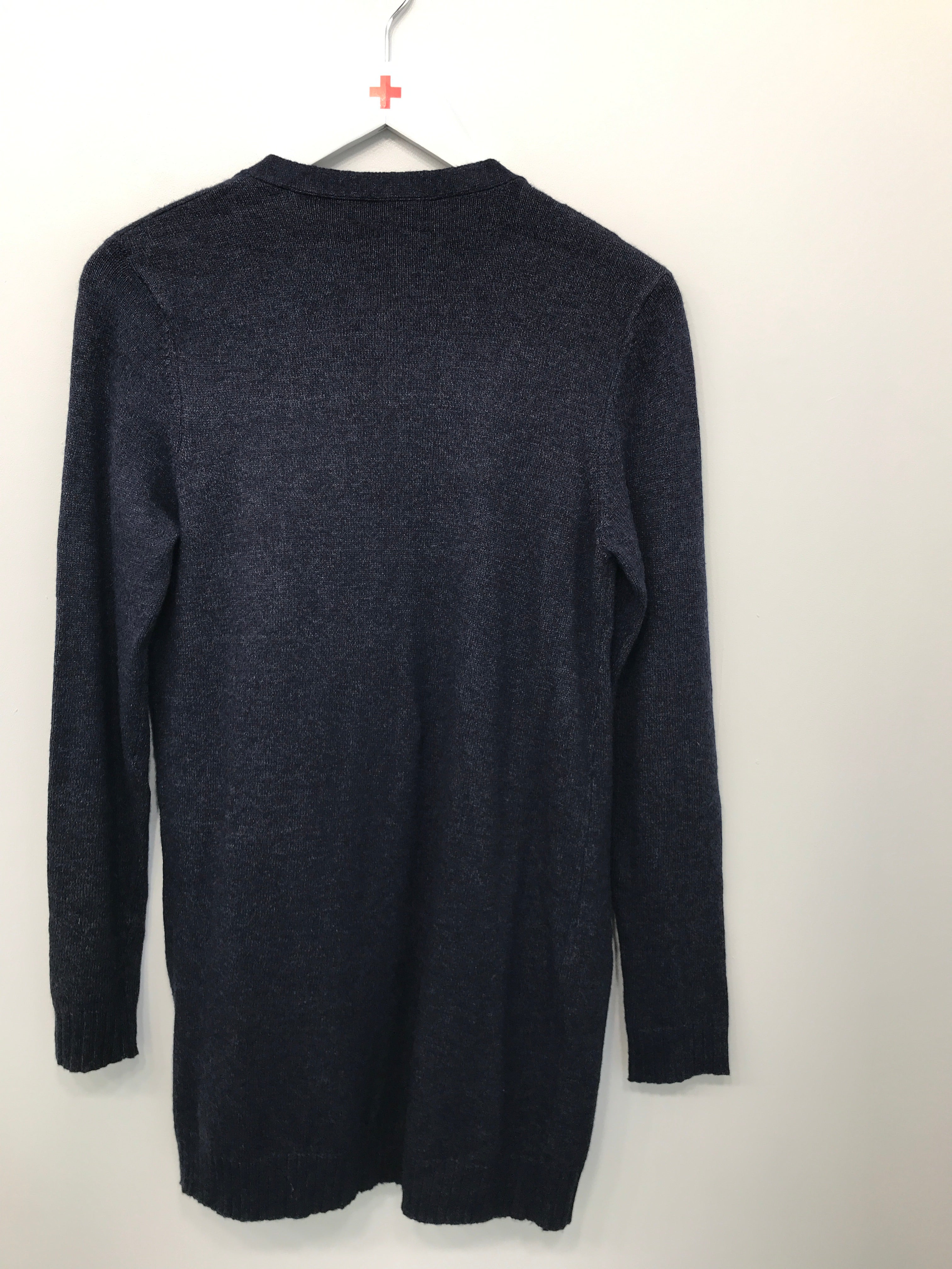 Vila Cardigan